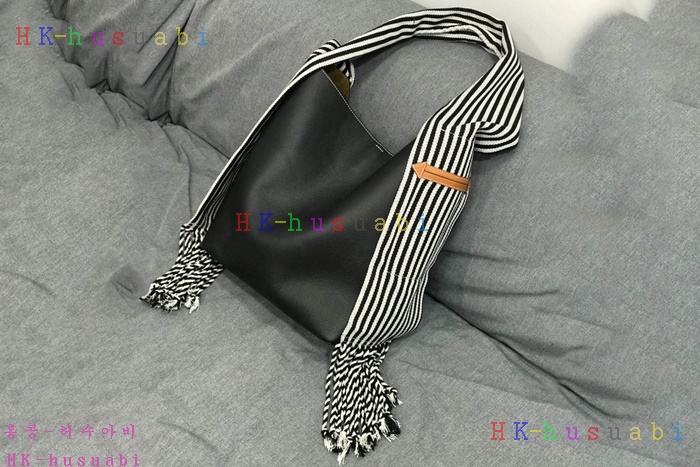 �ڹ̷��ޡ� �ο��� ��ī�� ��Ŷ�� LW 66036