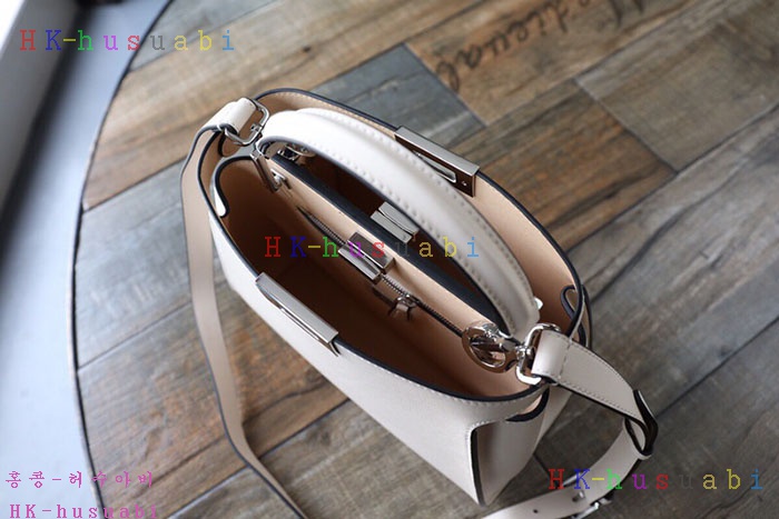 �ڹ̷��ޡ� ��� ��ī�ι�  F 8BN302SMQF11CA-7