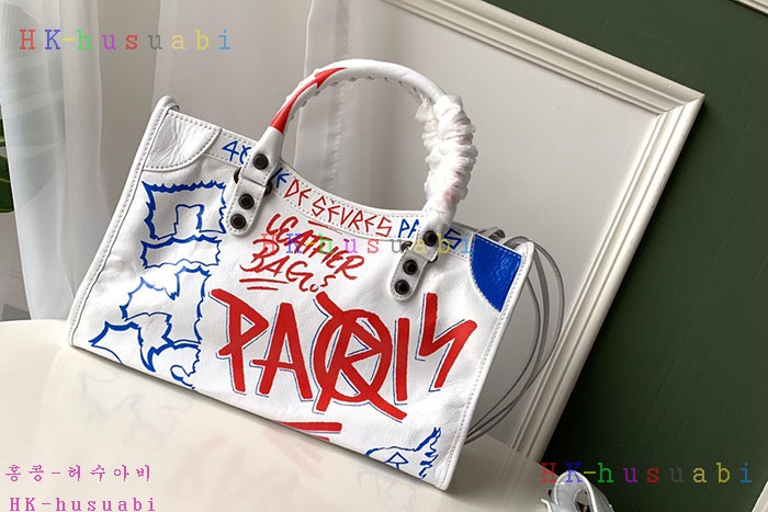 �ڹ̷��ޡ� �߷��þư� ��Ƽ��  B 581145