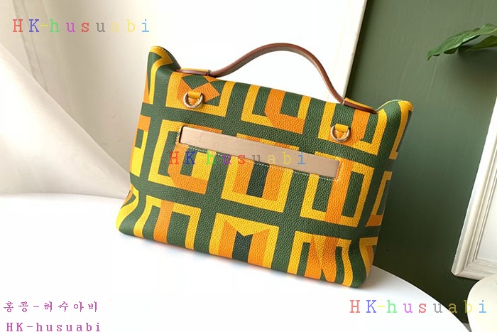 �ڹ̷��ޡ� �����޽� �̸�2424 H 658997-3