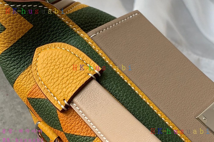 �ڹ̷��ޡ� �����޽� �̸�2424 H 658997-3