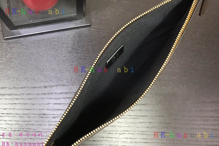 �ڹ̷��ޡ� ��� Ʈ���÷� Ŭ��ġ�� FD 8BS021A5S0F15HI-2