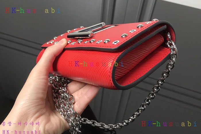 �ڹ̷��ޡ� ���̺��� Ʈ����Ʈ ü�� ������ M62307-2