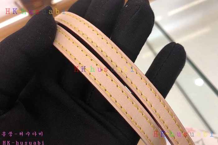 �ڹ̷��ޡ� ���̺��� ��Ƽ �ȶ� Ŭ��ġ  M41638