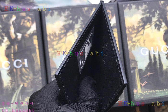 �ڹ̷��ޡ� ���� LA������ ��ġ ī������ GU 547793-2