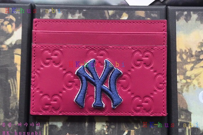 �ڹ̷��ޡ� ���� LA������ ��ġ ī������ GU 547793-3