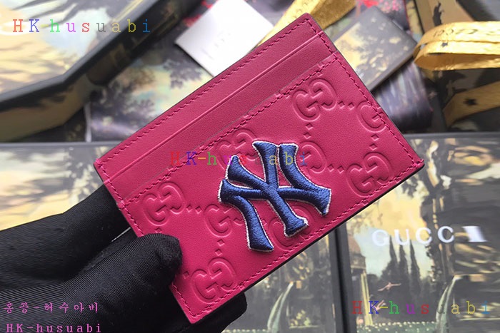 �ڹ̷��ޡ� ���� LA������ ��ġ ī������ GU 547793-3