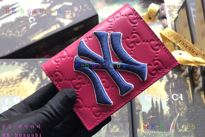 �ڹ̷��ޡ� ���� LA������ ��ġ ������ GU 547789-4