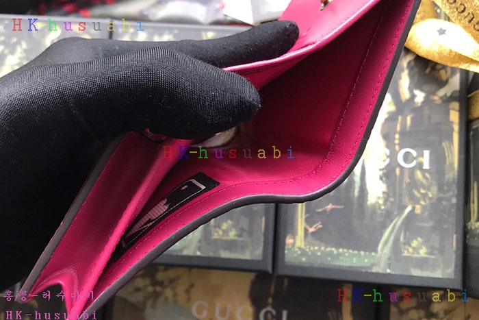 �ڹ̷��ޡ� ���� LA������ ��ġ ������ GU 547789-4