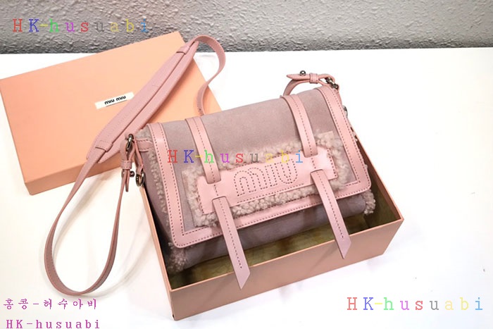 �ڹ̷��ޡ� �̿�̿� �ΰ� ����� MU 5BD097