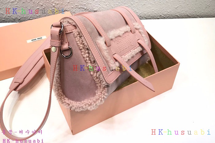 �ڹ̷��ޡ� �̿�̿� �ΰ� ����� MU 5BD097