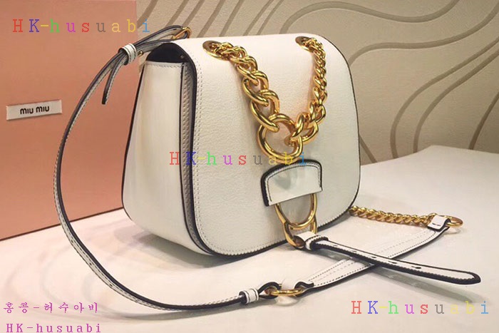 �ڹ̷��ޡ� �̿�̿� ����� ���� ����� MU 5BD020