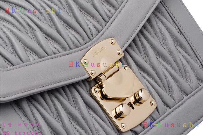 �ڹ̷��ޡ� �̿�̿� ���ǵ��� ��Ʋ�� ��Ʈ�� MU  5BA094��4