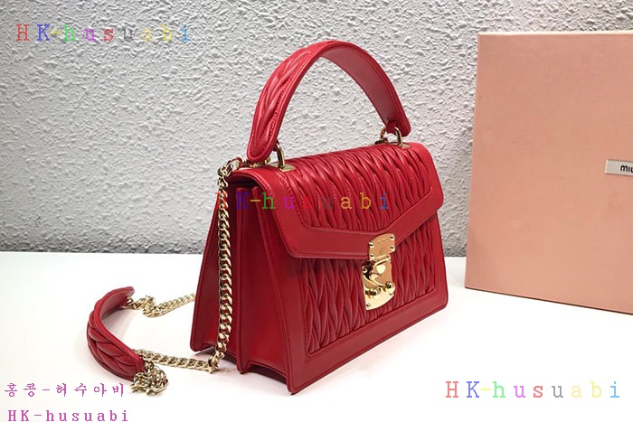 �ڹ̷��ޡ� �̿�̿� ���ǵ��� ��Ʋ�� ��Ʈ�� MU  5BA094