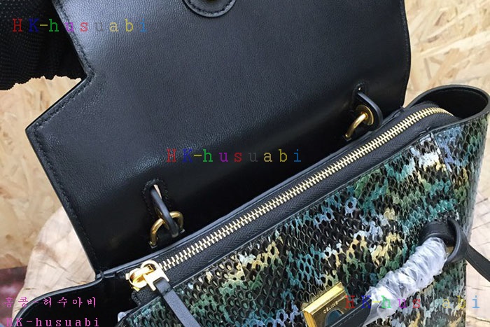 �ڹ̷��ޡ� ������ ��Ʈ�� CL 180153 (����)