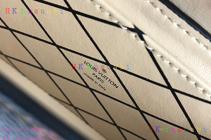 �ڹ̷��ޡ� 2019SS ���̺��� ������ Ʈ��ũ  M63892-2