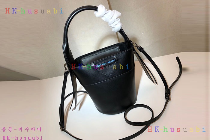 �ڹ̷��ޡ� ����� �̴� ��Ŷ�� P 1BE015-3