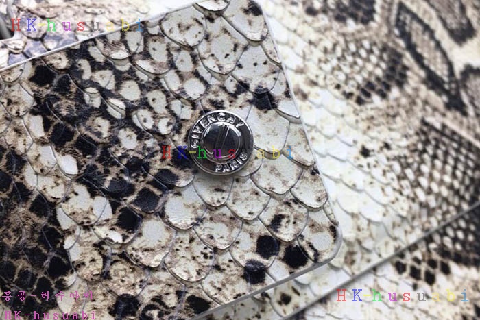 �ڹ̷��ޡ� ����� ȣ������� GV 299860