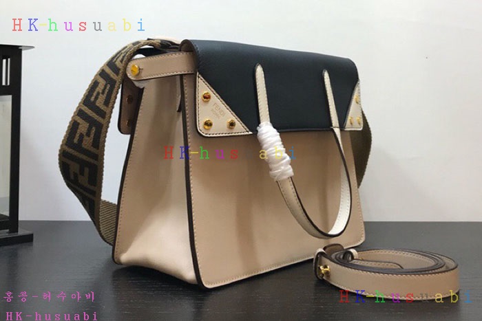 �ڹ̷��ޡ� 2019SS ��� �Ż� ��Ʈ�� FD F6004-4