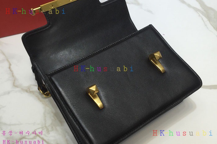 �ڹ̷��ޡ� �߷�Ƽ�� ���ٿ� ����� V 251175-2