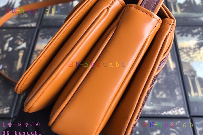 �ڹ̷��ޡ� ���� ���ǿ� �𸣽� ����� GU 537206