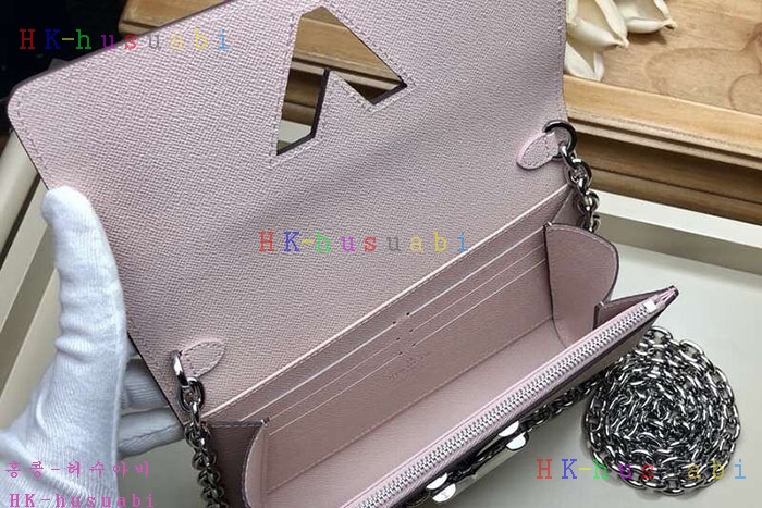 �ڹ̷��ޡڷ��̺��� Ʈ����Ʈ ü�ο��� M63320-2