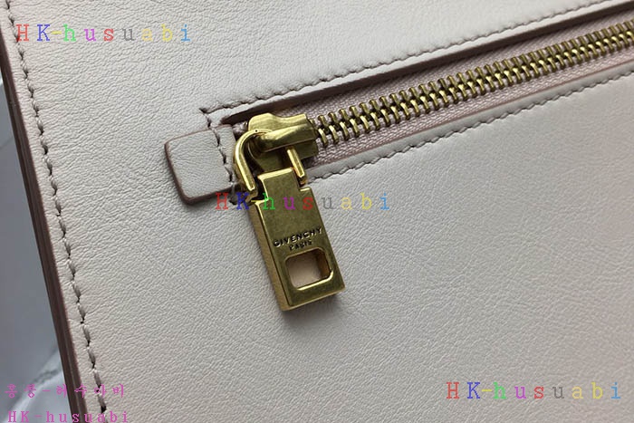 �ڹ̷��ޡ�2019SS ����� �� ��  GV 251110