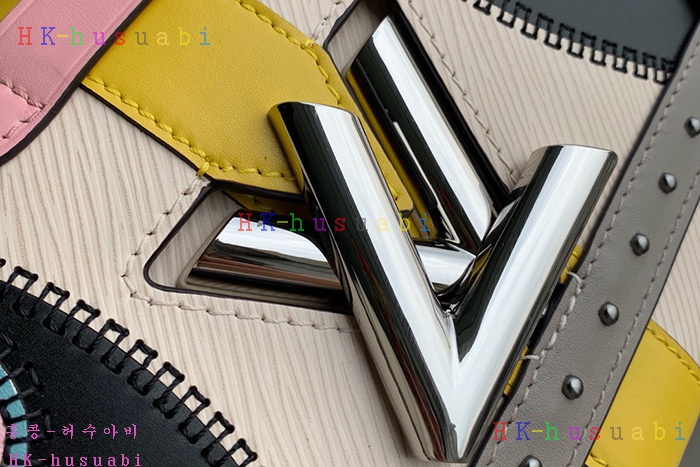 �ڹ̷��ޡ� ���̺��� Ʈ����Ʈ ü�ι�  M50282-1