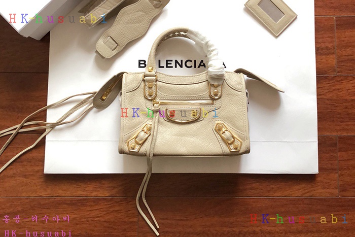 �ڹ̷��ޡ� �߷��þư� �̴� ��Ƽ�� BL 298A-2