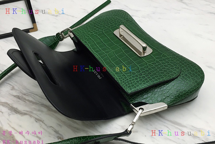 �ڹ̷��ޡ� ����� �õ��� ����� PR 1BD168-2-2