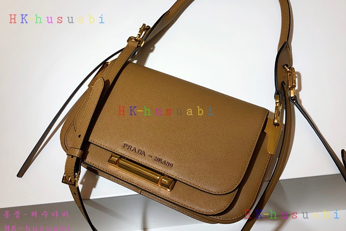 �ڹ̷��ޡ� ����� �ú��� ���� ����� P 1BD165-6