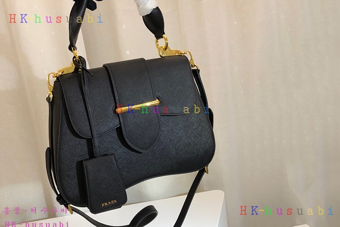 �ڹ̷��ޡ� ����� �õ��� ��Ʈ�� P 1BN005-4