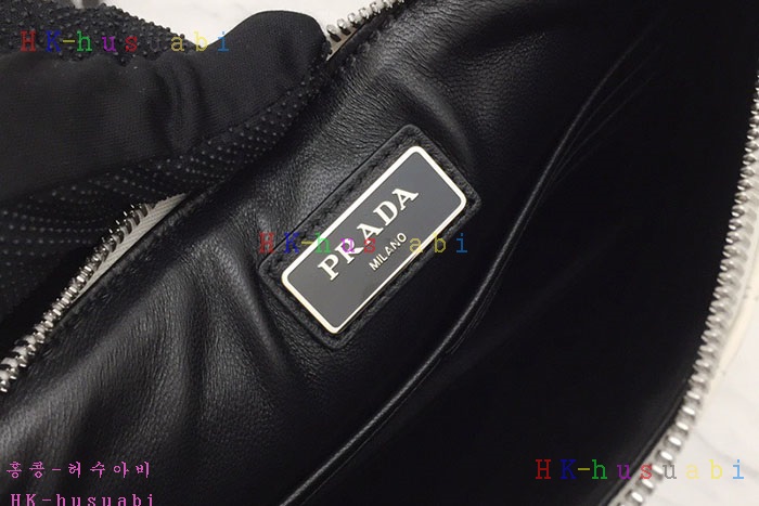 �ڹ̷��ޡ� ����� �Ż� Ŭ��ġ P 2NG005