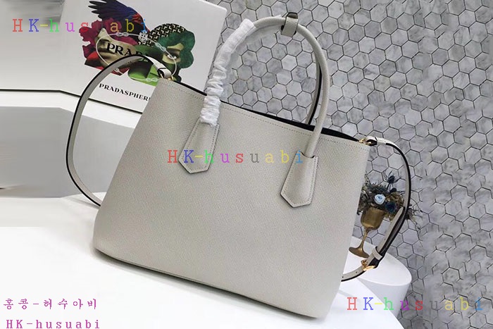 �ڹ̷��ޡ� ����� ��Ʈ��  P 1BG2775