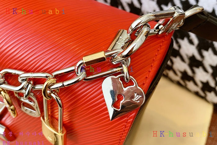 �ڹ̷��ޡ� ���̺��� Ʈ����Ʈ MM  LV M50282