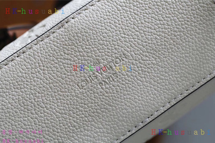 �ڹ̷��ޡڷ��̺��� ������ M44597