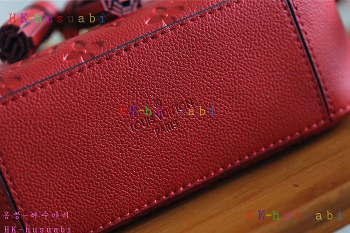 �ڹ̷��ޡڷ��̺��� ������ M44606