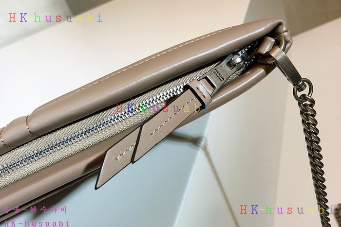 �ڹ̷��ޡ� ����� ���̾�׷� ü�� Ŭ��ġ P 1BF087-2