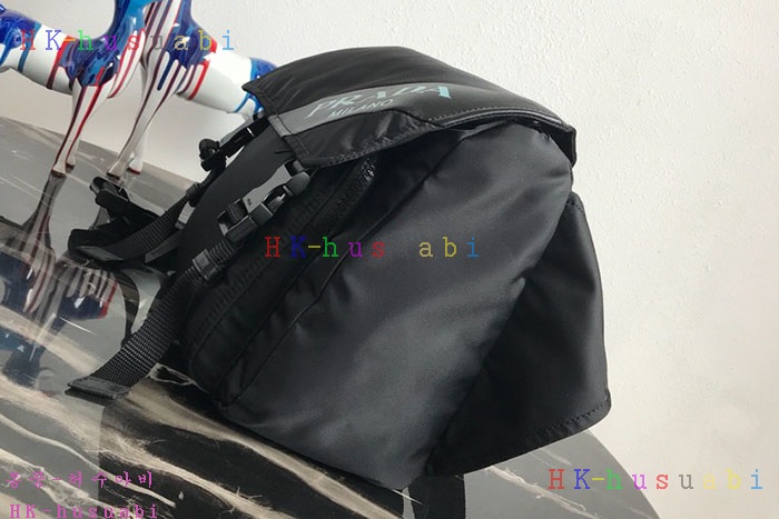 �ڹ̷��ޡ������ ���ڳ� ��Ʈ�� P 1BL015