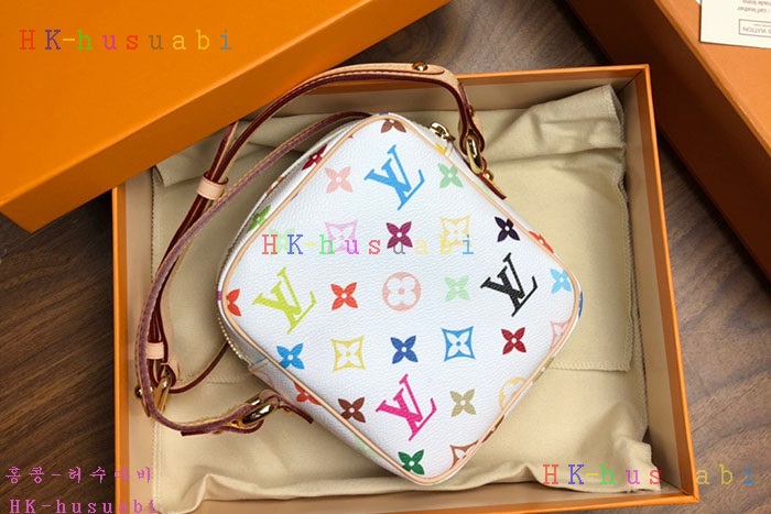 �ڹ̷��ޡڷ��̺��� ��Ƽ ����Ʈ ũ�ν��� LV M40055