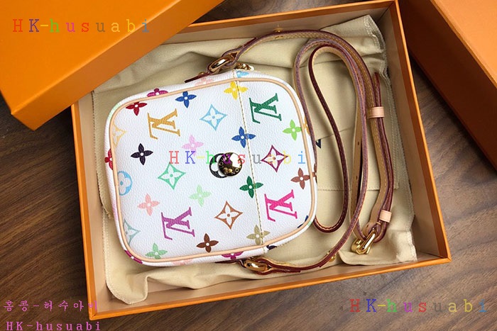 �ڹ̷��ޡڷ��̺��� ��Ƽ ����Ʈ ũ�ν��� LV M40055