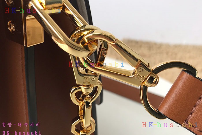 �ڹ̷��ޡ� 2019SS ���̺��� ���� LV M53868