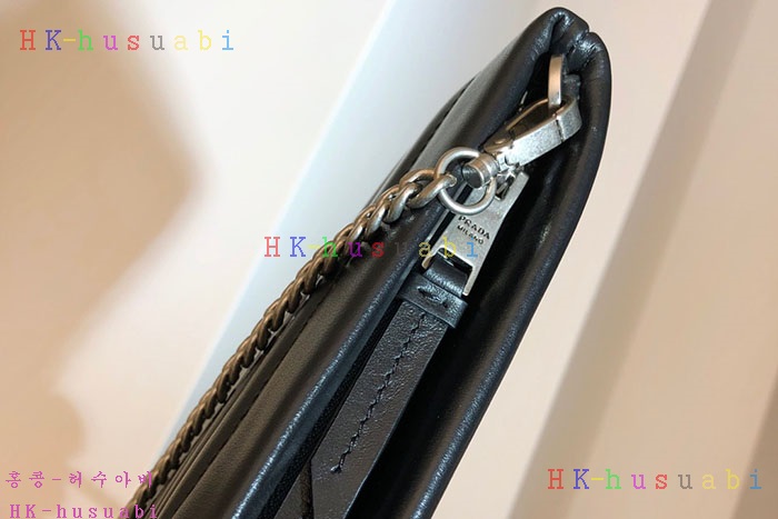 �ڹ̷��ޡ� ����� ���̾�׷� ü�� Ŭ��ġ P 1BF087