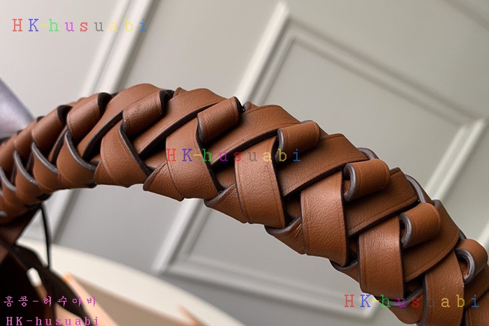 �ڹ̷��ޡ� ���̺��� ī�� ȣ���� M53188