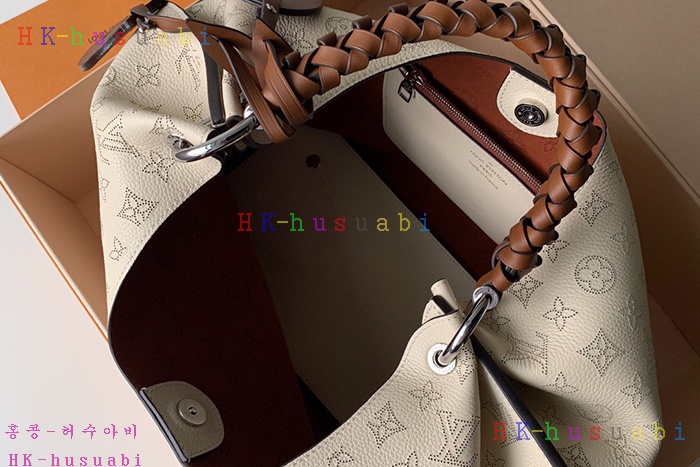 �ڹ̷��ޡ� ���̺��� ī�� ȣ���� M53188