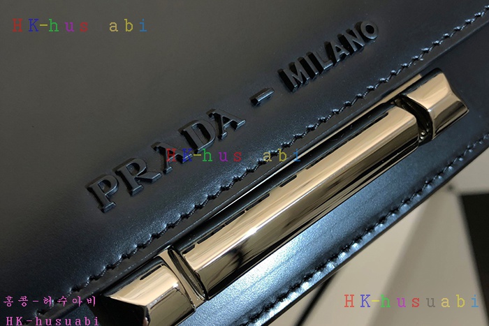 �ڹ̷��ޡ� ����� �ú��� ���׹� P 1BD170-3