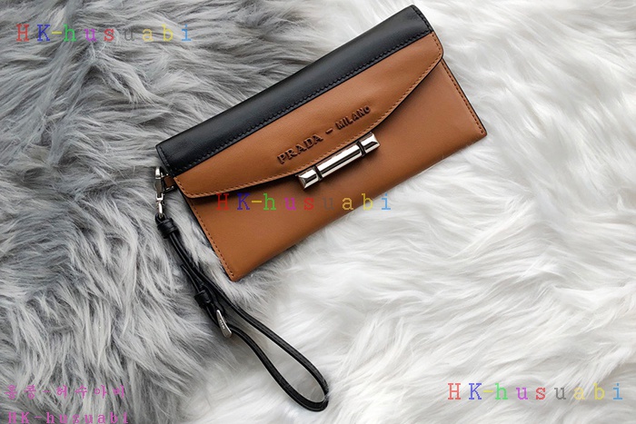 �ڹ̷��ޡ� ����� �ú��� ���� Ŭ��ġ P 1DF004-2