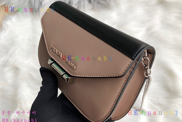 �ڹ̷��ޡ� ����� �ú��� ���� �̴Ϲ� P 1DH011-4