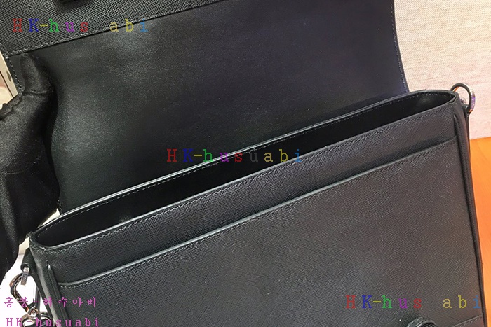 �ڹ̷��ޡ� ����� ���ǾƳ� �޽��� P 2VD018-2