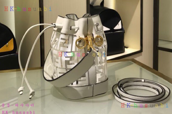 �ڹ̷��ޡ� ��� ��Ʈ���� PU �̴� �� F 8BS010A6V8F0QVL